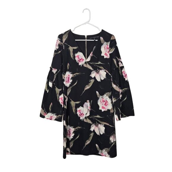 White House Black Market Dresses & Skirts - White House Black Market Long Bell Sleeve Floral Shift Dress V Neck Size 4 Small